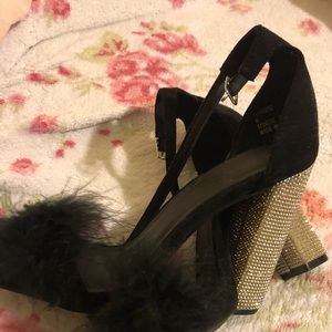 FUR HEELS
